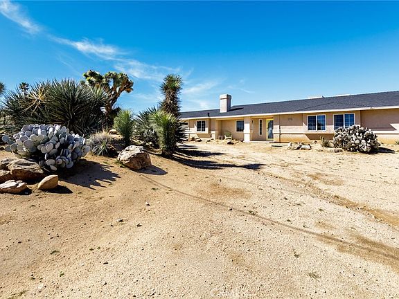 4th image of 8444 Acoma Trl