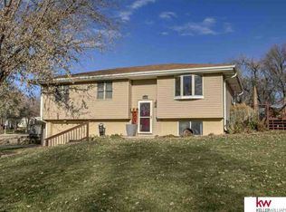 21224 Appaloosa Dr, Elkhorn, NE 68022