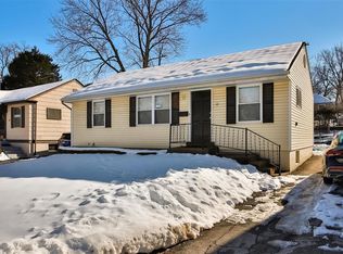 12 Elbring Dr, Saint Louis, MO