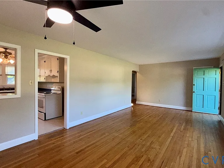 5630 Boynton Pl — Photo 2