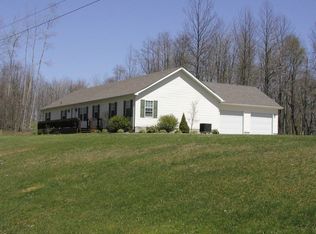 22800 Fox Hunter Rd, Glouster, OH 45732