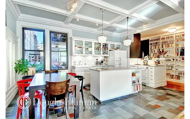 Sold by Douglas Elliman | media 10