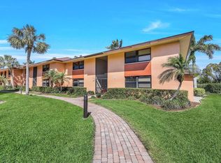 1508 Mainsail Dr APT 4, Naples, FL 34114