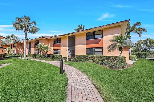 1508 Mainsail Dr #4 Photo 1