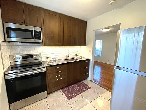4334 Jefferson St #1/2 Photo 1