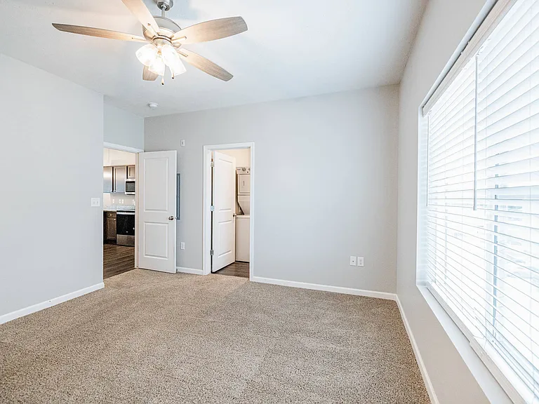 Trailview Apartments at Pioneers Park — Photo 40