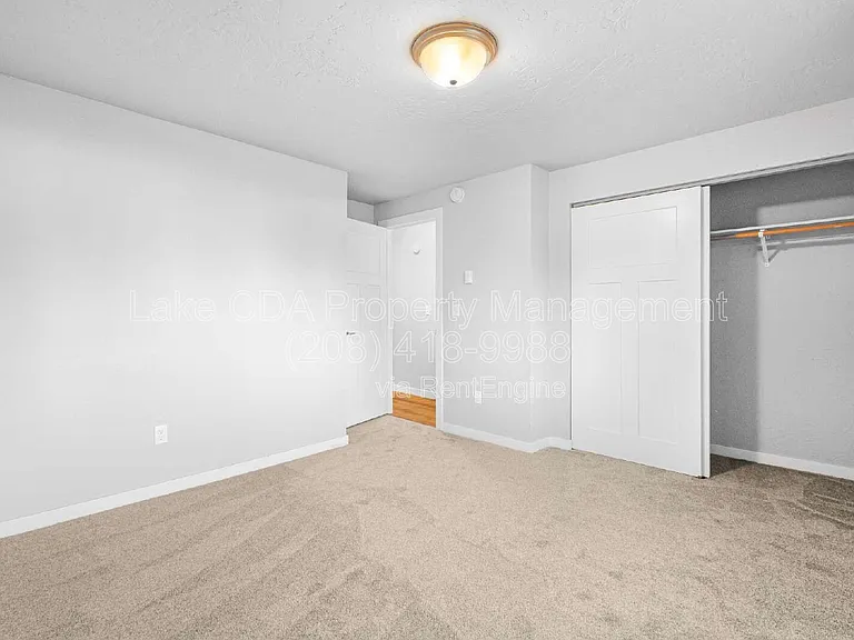 1419 E Stiner Ave #1419 — Photo 14