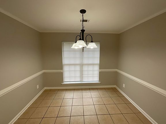 3rd image of 2006 Darwood Dr