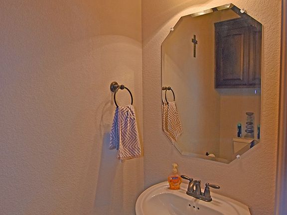 4th image of 3907 Firenze St
