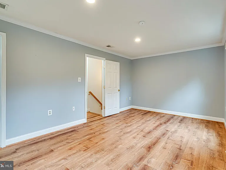 5708 Heritage Crossing Ct — Photo 26