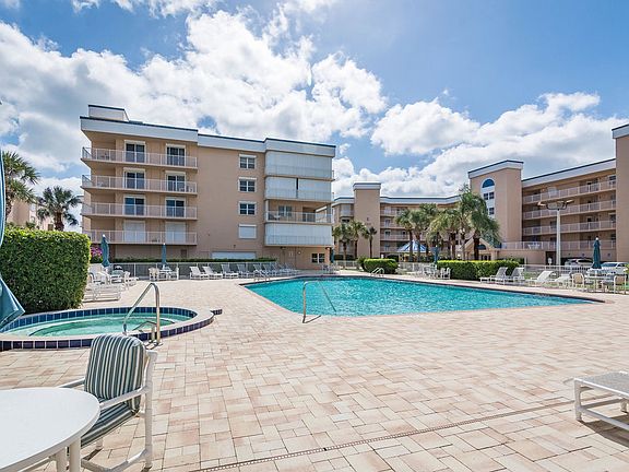 4th image of 601 Shorewood Dr Unit G305