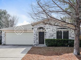 5813 Northfield Dr, Fort Worth, TX 76179
