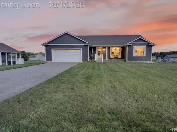 2825 138th Ave, Dorr, MI 49323