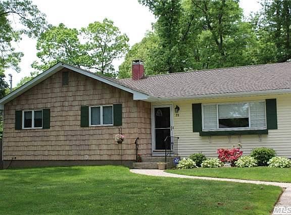 2nd image of 28 Forest Ave