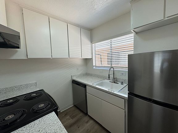 5th image of 1621 Q St APT 6
