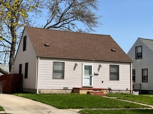 33976 Currier St, Wayne, MI 48184