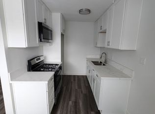 140 W Wilson Ave APT 6, Orange, CA 92867