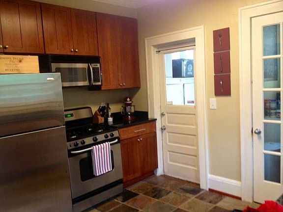 Granite, Walk in Pantry