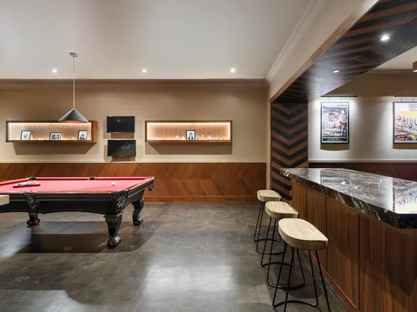 21 West End Avenue image 36 of 40