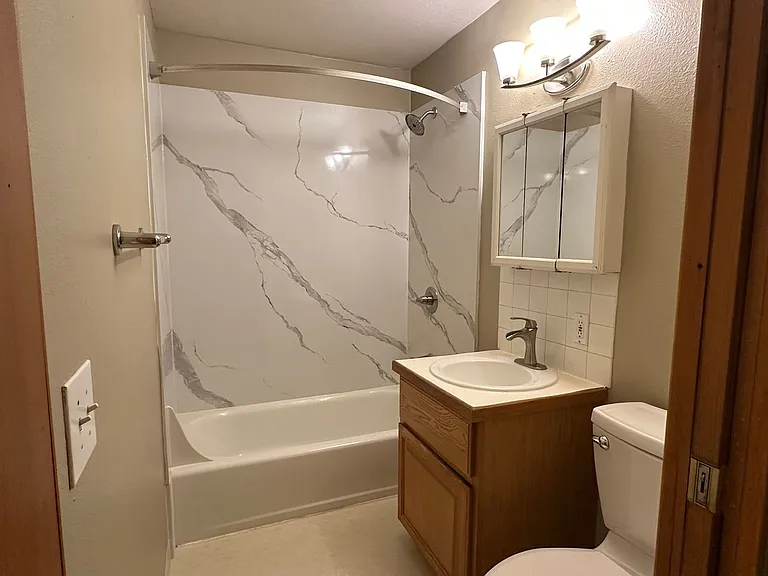3334-3408 SE 55th Ave — Photo 11
