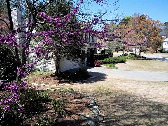 5th image of 1860 Abinger Ln