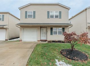 881 Brittney Ct, Eastlake, OH 44095