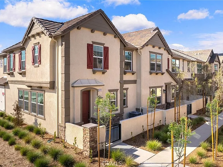 4191 E Carmel Prado — Photo 2