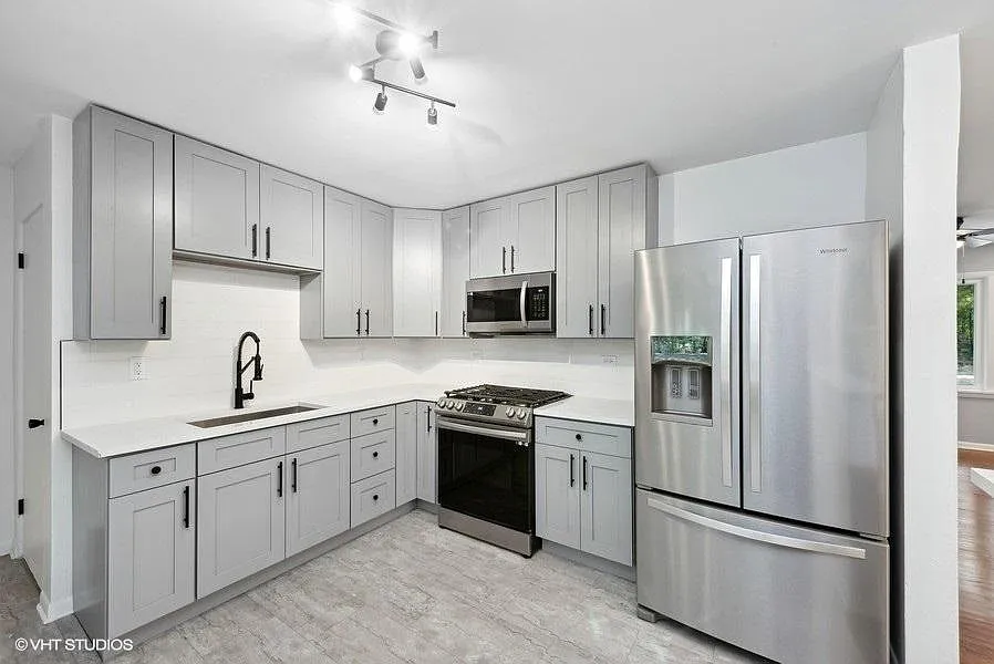 6906 Birch Ave — Photo 2