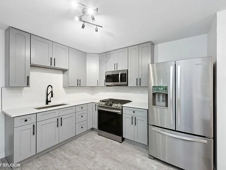 6906 Birch Ave — Photo 2