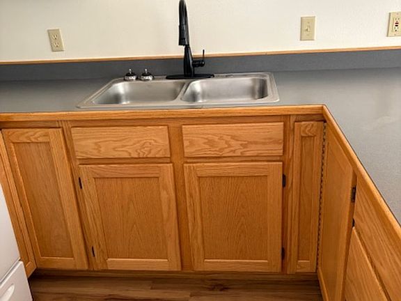 5th image of 145 Brooks St #10
