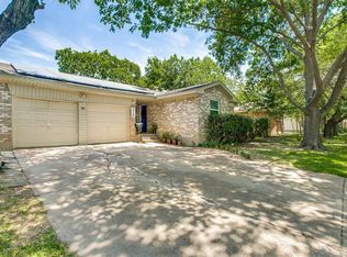 215 W Fain St, Duncanville, TX 75116