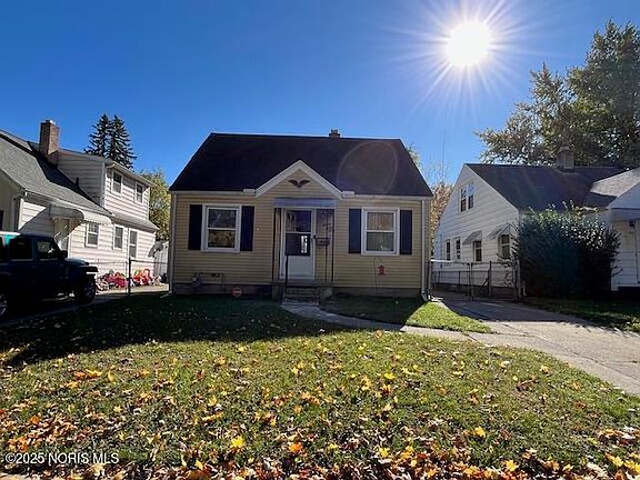 2nd image of 743 Gramercy Ave