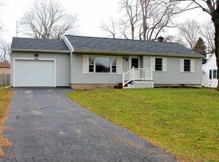 222 Mac Arthur Rd, Rochester, NY 14615