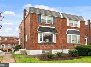 7347 Revere St, Philadelphia, PA 19152