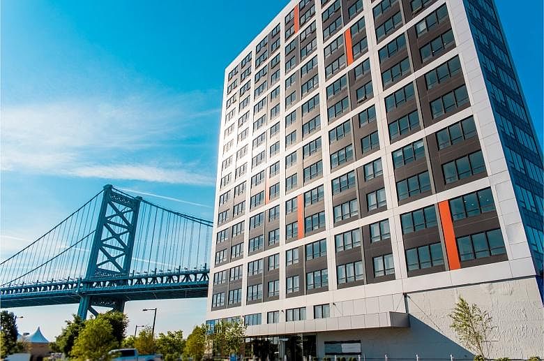 1st image of 256 N Columbus Blvd