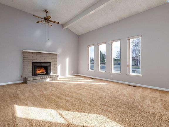 5th image of 330 Canyon St