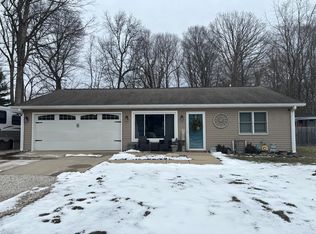 1130 Robb Hill Rd, Martinsville, IN 46151