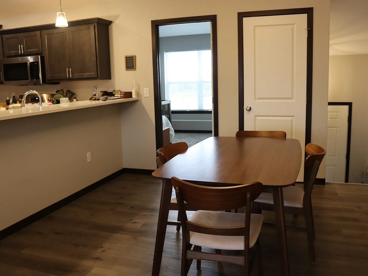 3 bed, 1657 sqft, $2,200 — Photo 4