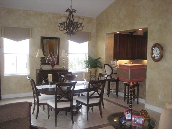 2nd image of 20 Casa Bella Cir #903