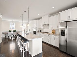 43197 Halkett Sq, Ashburn, VA 20148