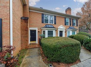 125 Mount Vernon Cir, Sandy Springs, GA 30338
