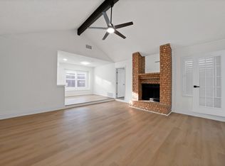 825 Meadowdale Rd, Arlington, TX 76017