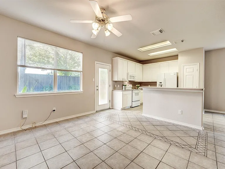 16535 Cairngrove Ln — Photo 11