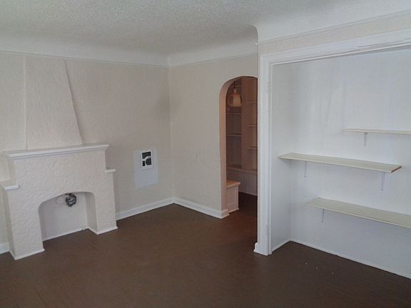 5th image of 501 S 31st St APT 3