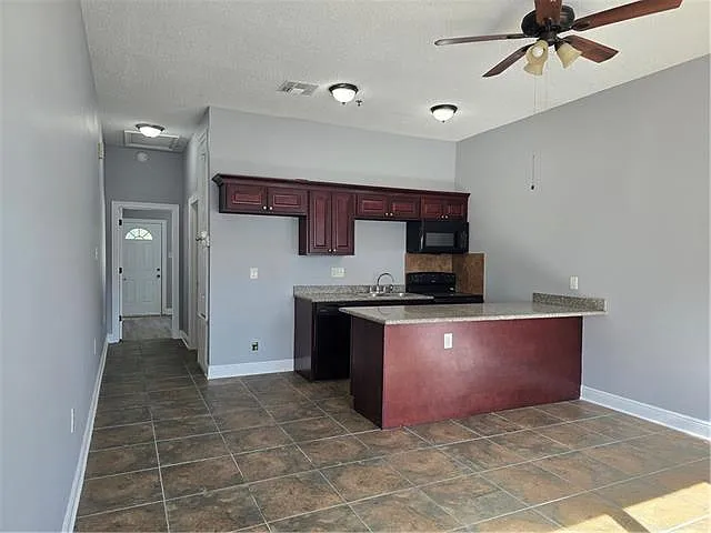 112 Saint Rose Ave #A — Photo 3