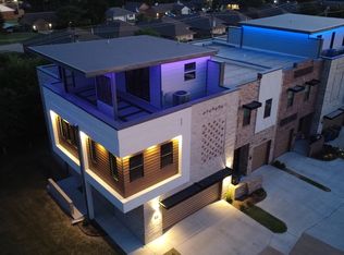 577 S Fretz Ave, Edmond, OK 73003