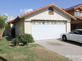 1098 Agua Caliente Ln, Colton, CA 92324