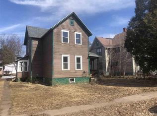 206 W Euclid St, Ishpeming, MI 49849