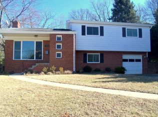 7709 Massena Rd, Bethesda, MD 20817