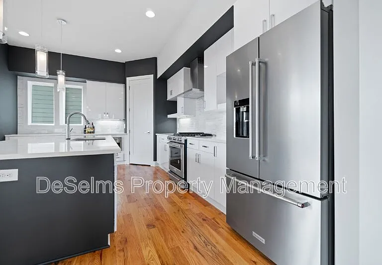 1000 Southside Ave — Photo 26